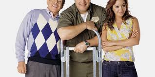 Ein großteil der charaktere aus alle lieben raymond hat gastauftritte in king of queens. Das Ende Von King Of Queens Ein Ruckblick Auf Das Finale Kino De