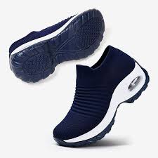 27 Best Walking Shoes For Men And Women 2020 The Strategist New York Magazine