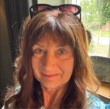 Goodbye and farewell to this annoying text. ALL our new mobile plans now  have unlimited data 🥳 Switch today at ee.co.uk/mobile