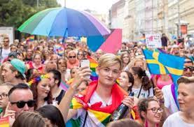 Logo poštovního úřadu bude u příležitosti srpnového svátku obarveno barvami duhové vlajky. News Prague Pride