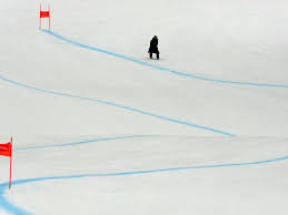 Sie gilt als eine der anspruchsvollsten rennstrecken im alpinen skiweltcup. Ski Alpin Frauen Abfahrt In Garmisch Partenkirchen Abgesagt