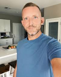 Corey Fox (@thecoreyfox) • Instagram photos and videos