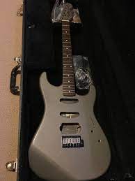 When placed, they last for 3 days before turning into burnt out torches. Torch Vintage Strat 1988 Grey Smoke Matty D S Music Reverb