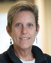 Suzanne Strauss's Instagram, Twitter & Facebook