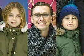 Сергей безруков и анна матисон познакомились в 2014 году на съемках картины с 2000 по 2015 год безруков состоял в браке с актрисой ириной безруковой, общих детей у них не было. Sergej Bezrukov Vpervye Vyvel V Svet Starshih Detej Spletnik