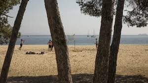 Seit ein paar wochen gilt die reisewarnung für mallorca. Mallorca Nicht Mehr Risikogebiet Noch Lange Kein Normaler Urlaub Tagesschau De