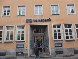 Hier findet ihr alle aktuellen angebote und schnäppchen der banken in regensburg. Gute Banken In Regensburg Innenstadt Golocal