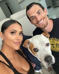 Halloween 2022 just what we need to end the month of October, last minute  outing, good time, dancing and making memories! Barney and friend ! #barney  #hellokitty #barneyandfriends #halloweencostume