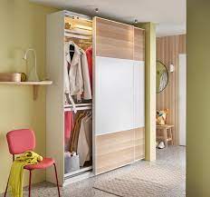 For me it's like the rail is not wide enough to let both doors slide freely. Komplement Clothes Rail White 75x35 Cm Ikea