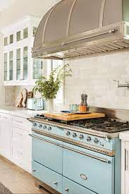 Blending Styles To Design A Modern Farmhouse Kitchen Cottage Style Decorating Renovating And Entertaining Ideas For Indoors And Out Kitchen Style French Kitchen Design Modern Farmhouse Kitchens