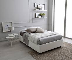 Non è la misura più grande che esista, ma garantisce comunque un riposo confortevole a due persone insieme. Letto Sommier Alla Francese 140 Con Contenitore Duzzle