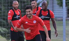 17 yaş altı milli takımına kupayı kazandıran orta saha oyuncusu. Nuri Sahin Transferi Avrupa Da Ses Getirdi Antalyam Com