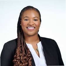 2 weeks ago, today I joined more than 21,000 individuals in Spelman  Alumnaehood and it has taken me every minute of these 2 weeks to recognize  the vast impact these past 4