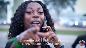 Bend the corner! ✌🏽 💨 @livewithmessiah Shares are better than likes.  👌🏽#freeflow #reels #highlights #3rdannualefclassic #youthfootball Britny  Sade Deric Davis Kevin McGill Robert EF Samson Da Badguy