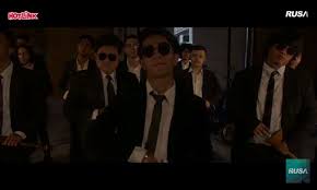 Mehandi rang layi full song chal mere bhai. Hutang Floor88 Talk Talk Show Scenes