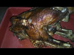 Kemudian tata ayam dan bentuk melengkung seperti sedang sujud. Online Cara Membuat Ingkung Ayam Kampung Jawa Goreng