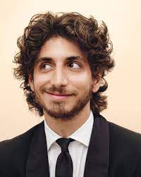 How To Get A Perfect Haircut Mens Hairstyles Curly Hair Styles Curly Hair Men