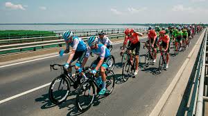 Attila valter is the winner of tour de hongrie 2020, before quinn simmons and damien howson. Egyszerre Lesz A Tour De Hongrie Es A Tour De France Bringazas Hu