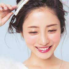 2017 10 16 2016年12月号voce カメラロールあさってたら去年のvoce12月号の画像見つけて インスタ載せてないことに気づいた 一年前のですごめんなさい遅くなりました 石原さとみ ishiharasatomi 芸能人 メイク ブライダルメイク ジャパニーズ
