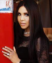 Toni michele braxton (born october 7, 1967) is an american singer, songwriter, pianist, actress, and television personality. What Makes Toni Braxton Happy Hip Hop And A Nice Cigar Interview Magazine