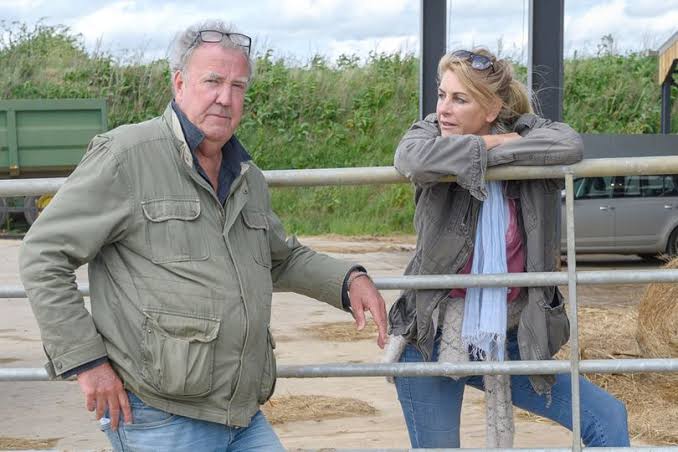 Jeremy Clarkson issues farming announcement as he praises Lisa Hogan - AOL