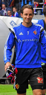 Fcb schnappt fcl zuffi weg! Fc Basel Luca Zuffi Netzt Gleich Doppelt Ein Fc Basel Verlagshaus Jaumann