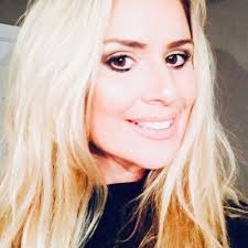 Toni Crowe (@tonicrowe01)