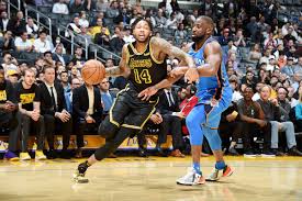The hottest road team in the nba travel to oklahoma city as the lakers take on the thunder. Lakers Vs Thunder Final Score Lakers Cruise Past Thunder 106 81 Split Season Series Silver Screen And Roll
