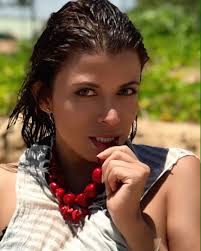 Nothing better then Hawaii to charge butteries again @Hawaiijewelers  #red#love#watter #natural#actress #actresslife