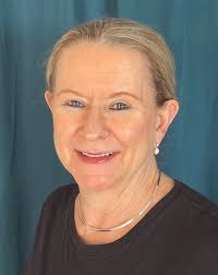 Deborah Beard's Instagram, Twitter & Facebook