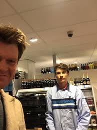 Beau van erven dorens over studententijd destructief zijn en omgaan met kritiek effe relativeren. Beau V Erven Dorens Twitterissa Trots Op Mijn Zoon Bram