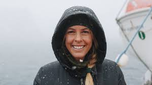 An olympic gold and silver medalist, two time x games gold medalist. Roxy Olympian Torah Bright Brings Out Of Bounds Film To Imax Shop Eat Surf