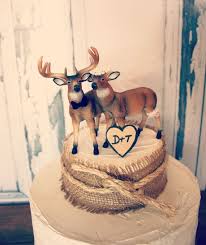 Buck Doe Wedding Cake Topper Bride And Groom Hunting Themed Etsy Hunting Wedding Cake Hunting Wedding Cake Toppers Wedding Cake Toppers