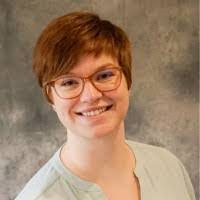 Andrea Landes's Instagram, Twitter & Facebook