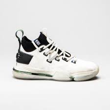 Milwaukee bucks scores, news, schedule, players, stats, rumors, depth charts and more on realgm.com. Basketball Shop Gunstige Preise Viele Marken Decathlon
