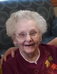 Gale Kerr's Instagram, Twitter & Facebook