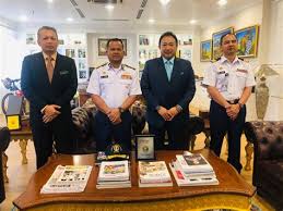 Pejabat kewangan dan perbendaharaan negeri kedah aras 3, blok e wisma darul aman, 05503, alor setar, kedah darul aman no. Setiausaha Kerajaan Negeri Kedah Gib Berhad Bersama Ybhg Dato Haji Norizan Timbalan Pejabat Setiausaha Kerajaan Negeri Kedah Administr Address Roomn Nay