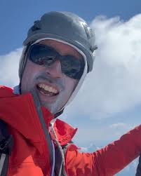 They know all phenomena come from interdependent origination. They know all  world systems exhaustively. They know all the different phenomena in all  worlds, interrelated in Indra's net.” (From the Buddhāvataṃsaka sutra)  Glorious