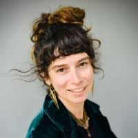 Desiree Otten's Instagram, Twitter & Facebook