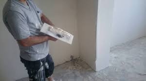 Pigmentsiz 1 kat şeffaf astar ( casati alçi astari ) kullanılmalıdır. Saten Alci Duvara Nasil Cekilir Youtube