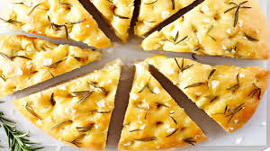 La focaccia morbida da farcire è davvero semplice da preparare e vi darà grande soddisfazione; Pan Focaccia Al Rosmarino Soffice Perfetta Da Farcire