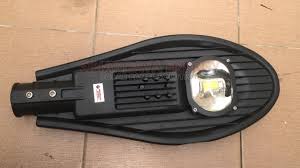 Lampu led hori 40 watt e27 aneka lampu led 2 lampu led hori 40 watt e27 atau bohlam lampu led a 40 watt e27 220v merk hori, sangat hemat energi listrik, mengunakan jenis lampu led 40 watt kualitas terbaik, sangat terang setara 80 watt lampu compact fluorescent light bulb, bisa menjadi alternatif penganti lampu konvesional yang boros listrik, dengan perbandingan 1 : Jual Lampu Pju Tenaga Surya 40watt Cobra