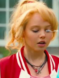 bin ich die einzige die köbi und urs shippt?😂 sound: no roots