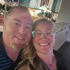 Carolyn Linderman's Instagram, Twitter & Facebook