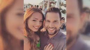 Rácz jenő önkormányzati egészségügyi napok 2013. Celebklub Egy Eve Lepett A Nyilvanossag Ele Racz Jeno Es Gyuricza Dori Rtl