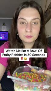 Lil sum to watch 😅😅 #fruitypebbles #cereal #30sec