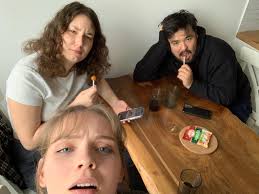 na busu za Lj pred zadnjim izpitom • 🌞hvala bogu, da je bil prazn