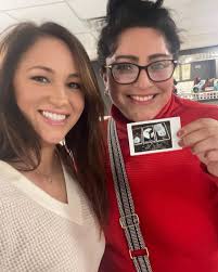 It's starting to look a little spooky around CWCB!! We had an awesome night  making Flower & Resin Skulls and Moons! 💀 Make sure you scroll through the  photos to see the