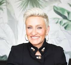 Jennifer Zick's Instagram, Twitter & Facebook