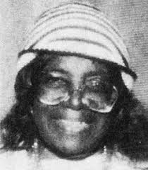 Louise Davis McGee (1911-1997): homenaje de Find a Grave